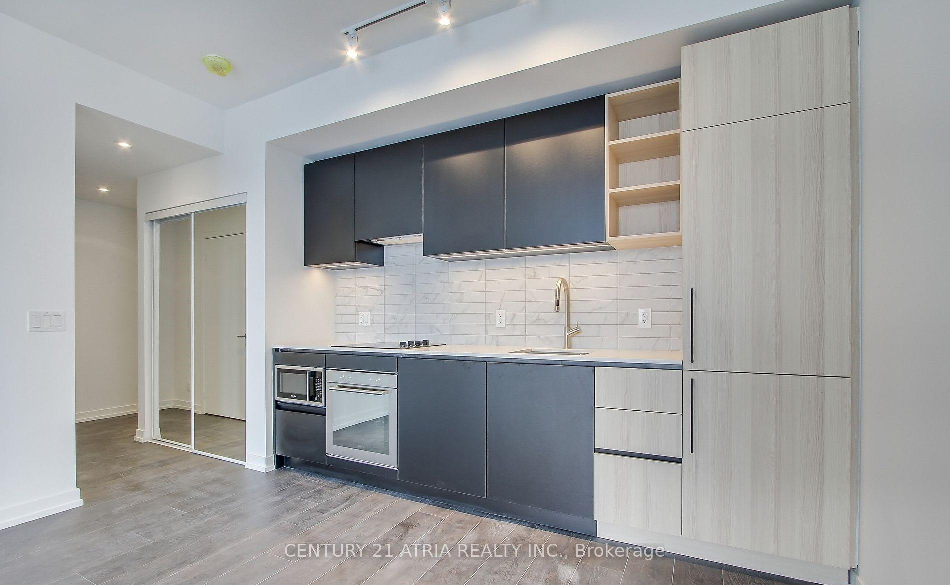 Photo 4 of Unit 3202, 55 Mercer Street, Toronto, Waterfront Communities — HOMEH