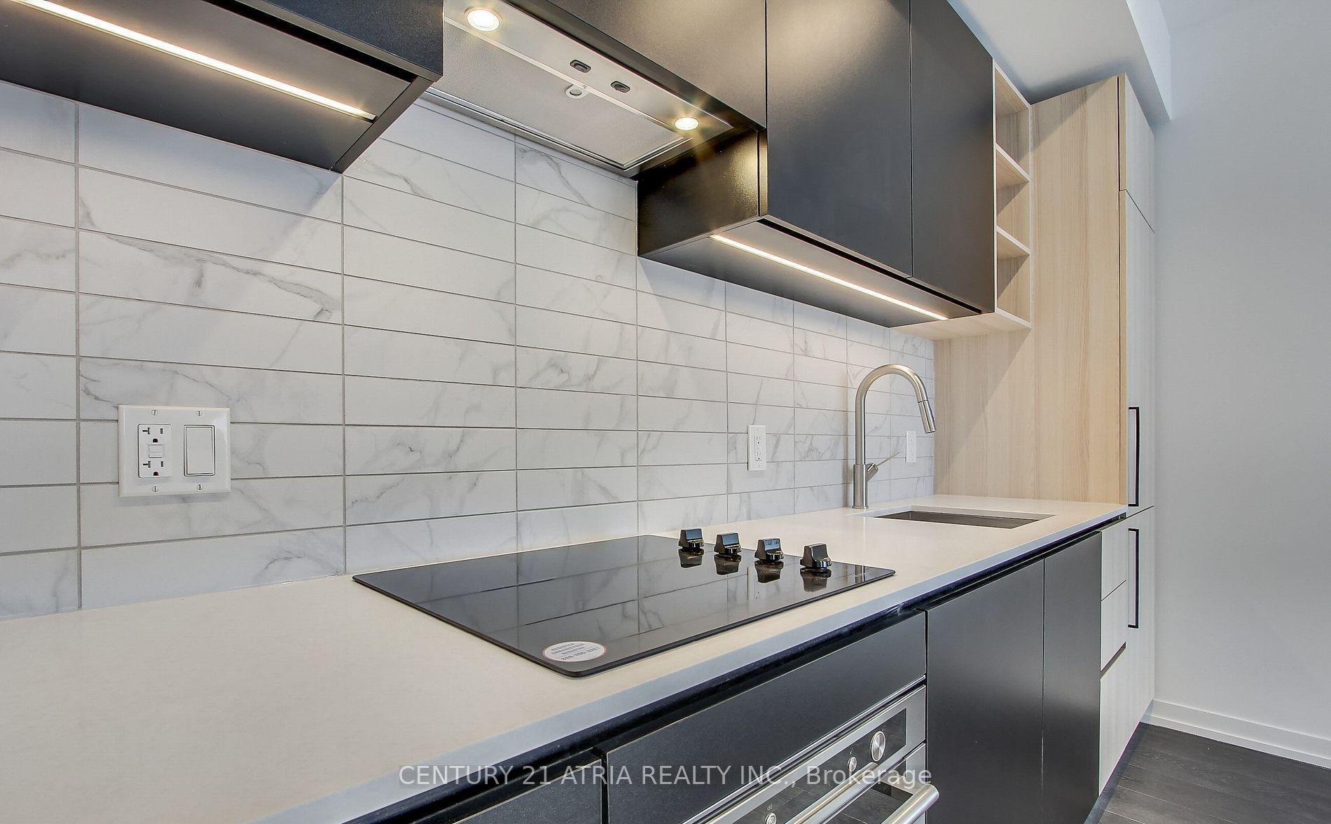 Photo 6 of Unit 3202, 55 Mercer Street, Toronto, Waterfront Communities — HOMEH