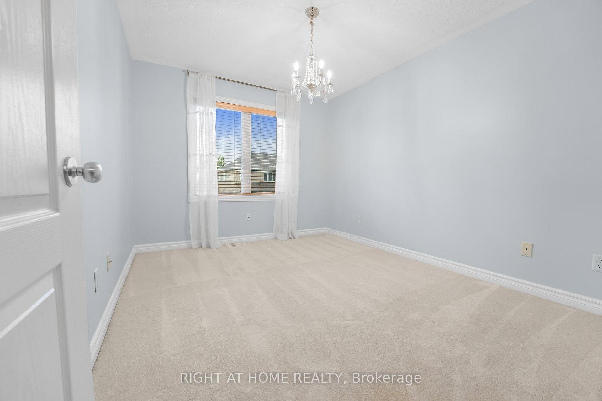 Photo 21 of 514 Cherokee Way, Ottawa, Stittsville (North) — HOMEH