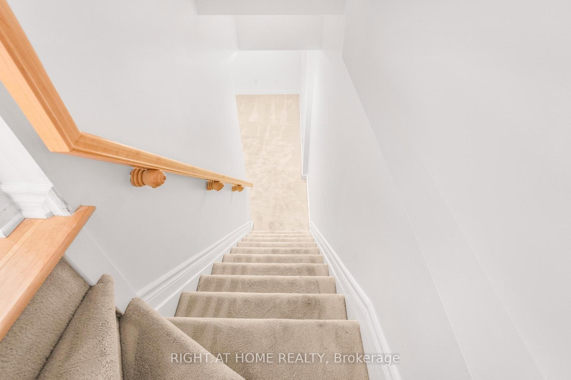 Photo 24 of 514 Cherokee Way, Ottawa, Stittsville (North) — HOMEH