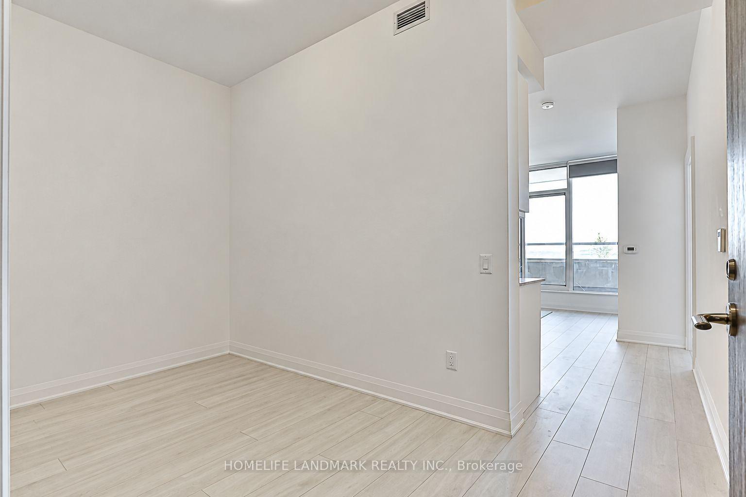 Photo 8 of Unit 210, 10 Gatineau Drive, Vaughan, Beverley Glen — HOMEH