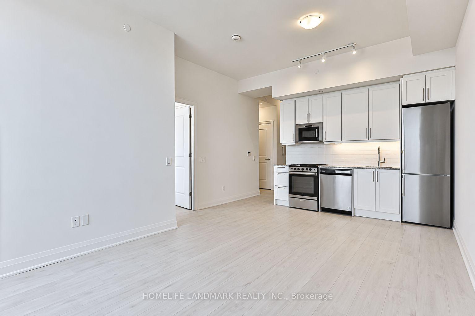 Photo 12 of Unit 210, 10 Gatineau Drive, Vaughan, Beverley Glen — HOMEH