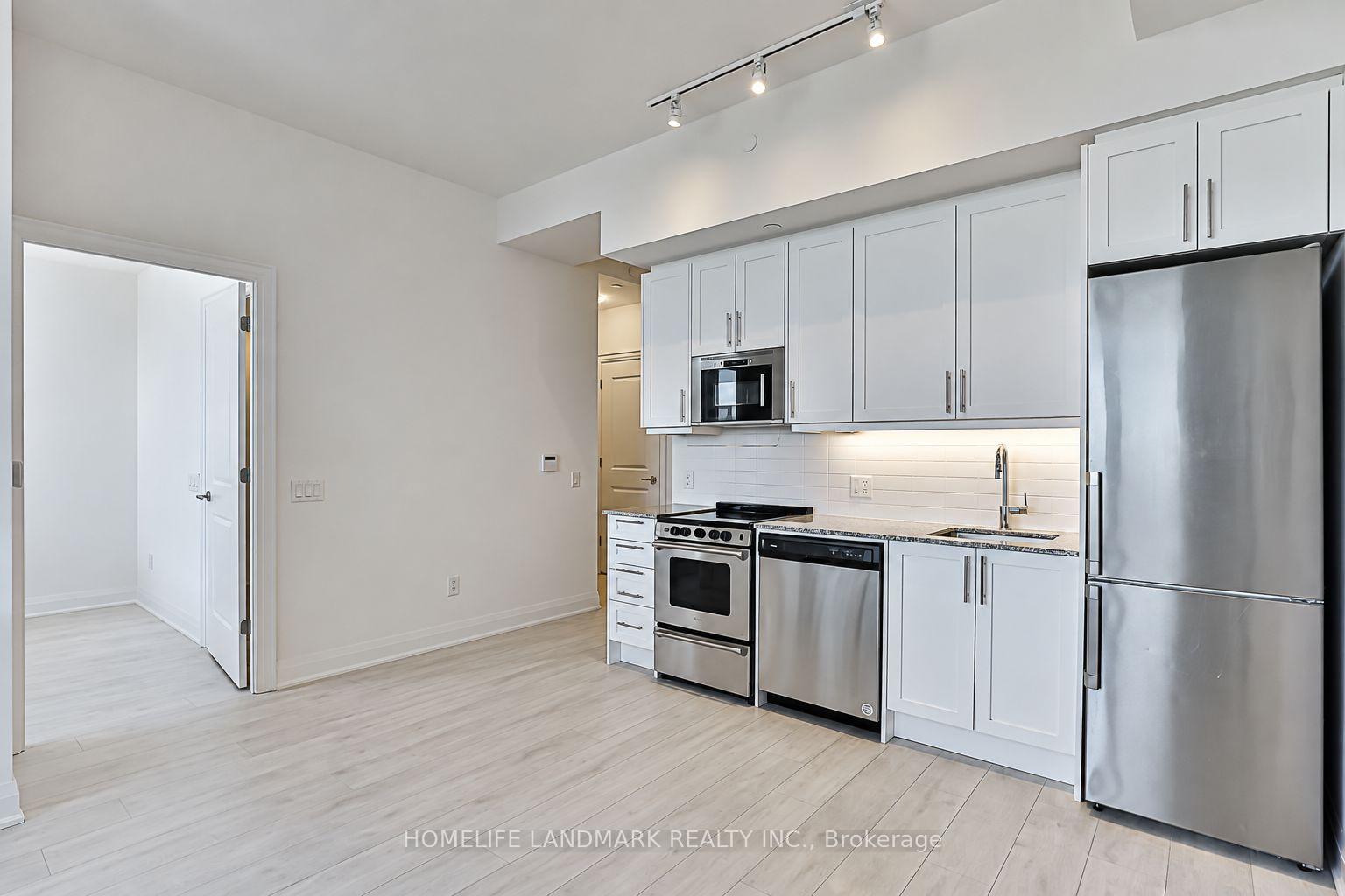 Photo 18 of Unit 210, 10 Gatineau Drive, Vaughan, Beverley Glen — HOMEH