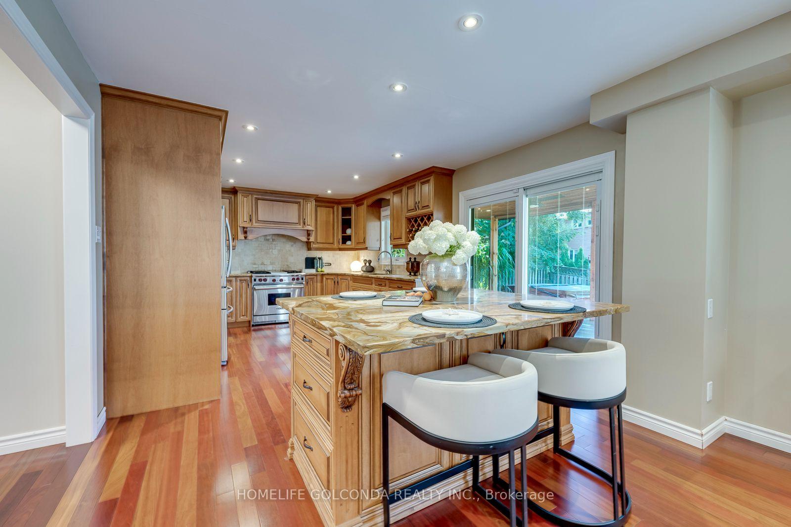 Photo 19 of 2152 Munn's Avenue, Oakville, River Oaks — HOMEH