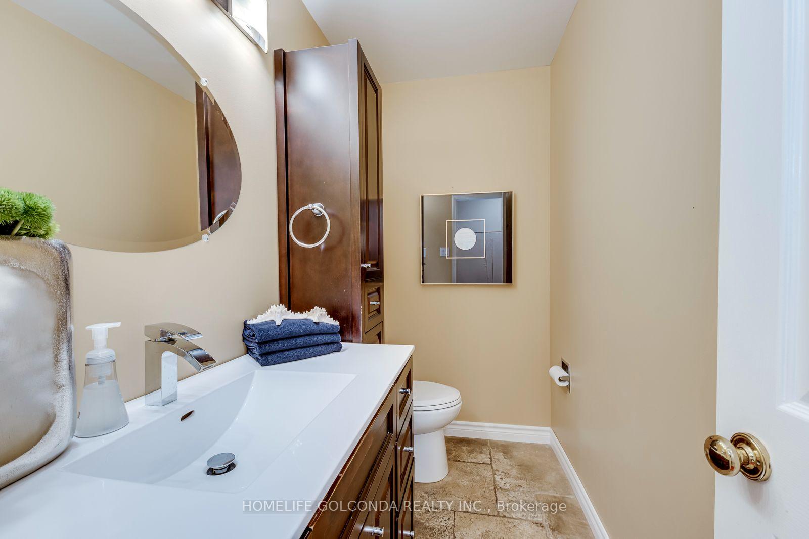 Photo 25 of 2152 Munn's Avenue, Oakville, River Oaks — HOMEH