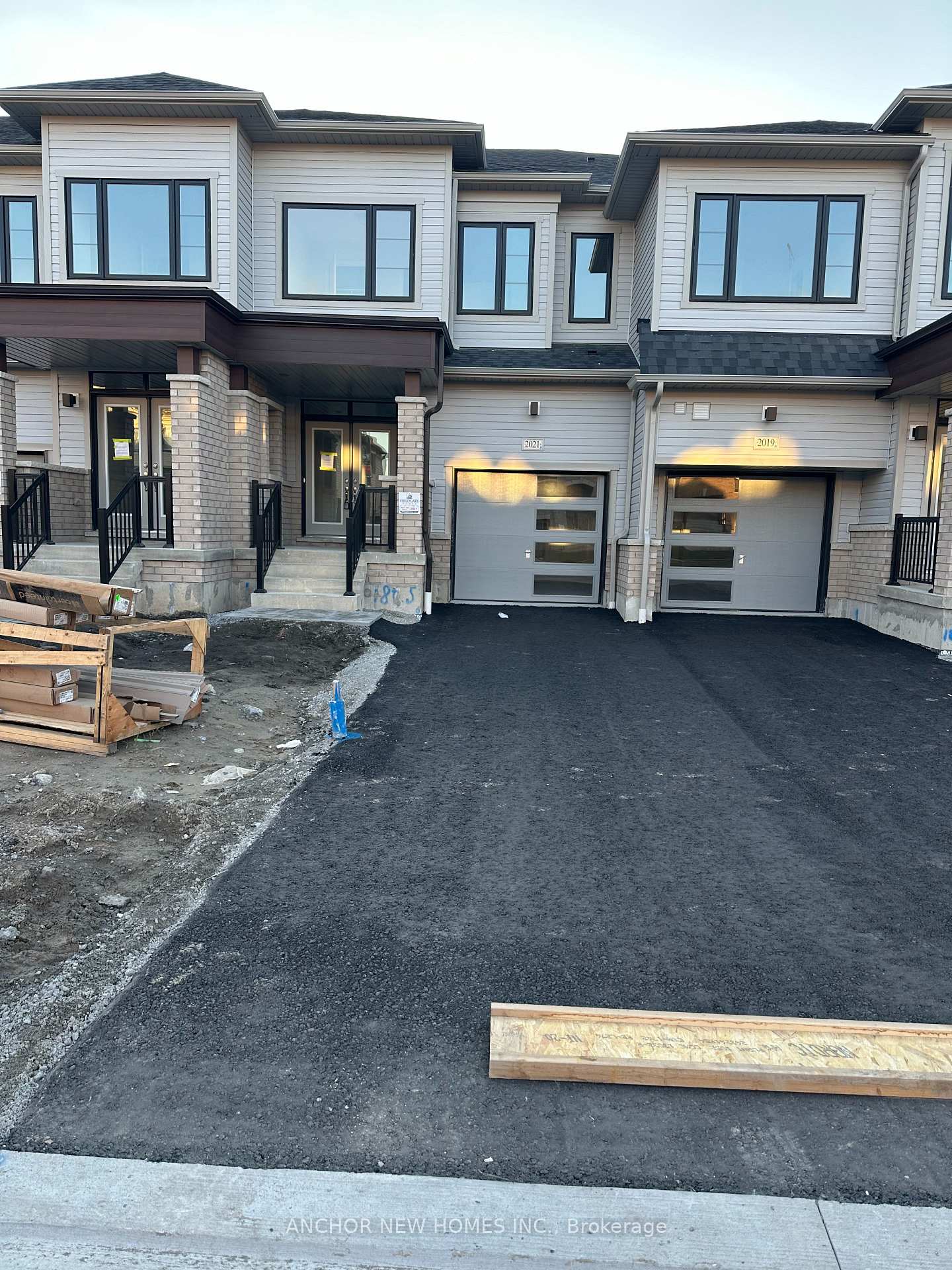 Photo 1 of 2021 Horace Duncan Crescent, Oshawa, Kedron — HOMEH