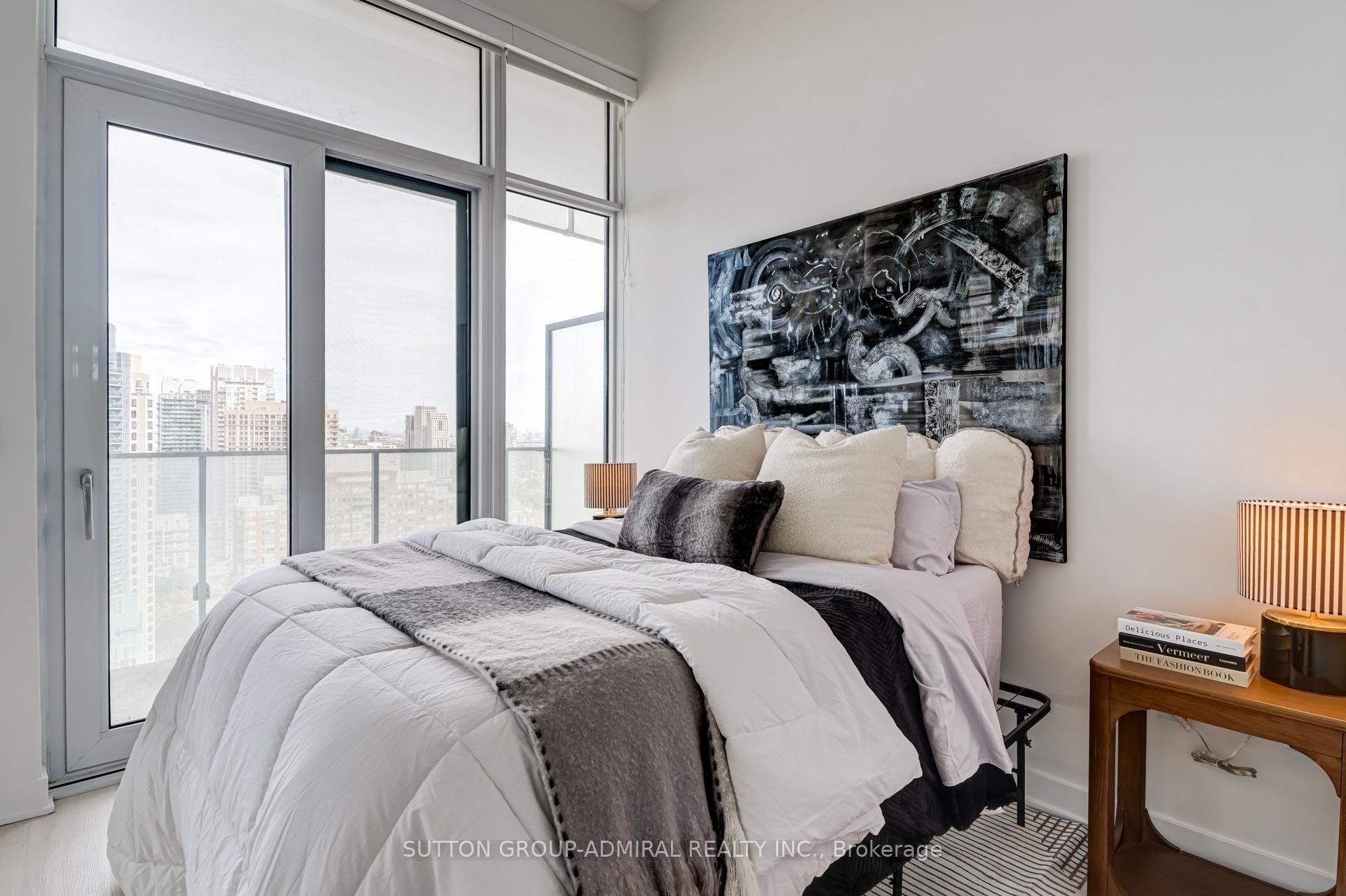 Photo 15 of Unit 2401, 3900 Confederation Parkway, Mississauga, City Centre — HOMEH