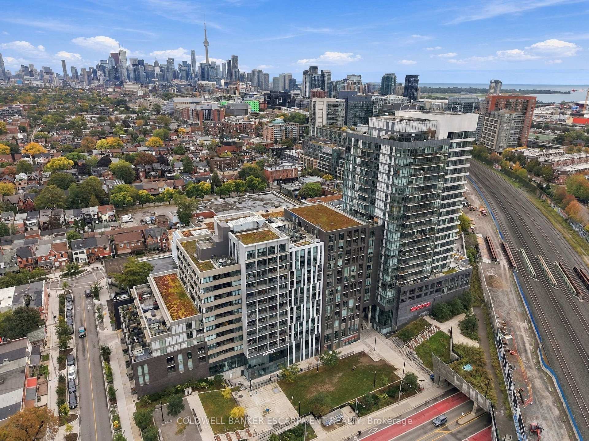 Photo 3 of Unit 628, 20 Minowan Miikan Lane, Toronto, Little Portugal — HOMEH
