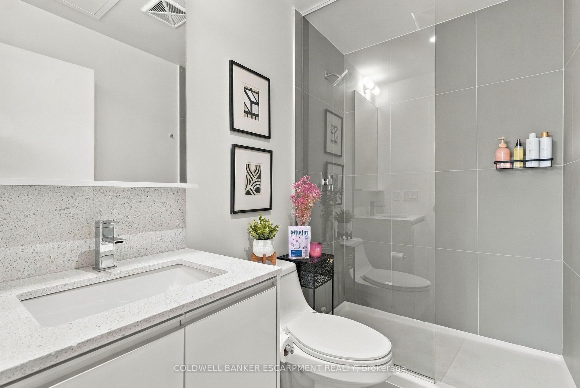 Photo 30 of Unit 628, 20 Minowan Miikan Lane, Toronto, Little Portugal — HOMEH