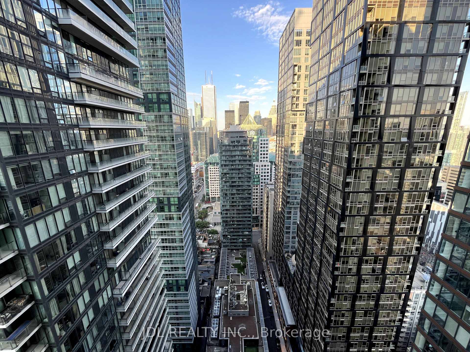 Photo 29 of Unit 4101, 115 Blue Jays Way, Toronto, Waterfront Communities — HOMEH