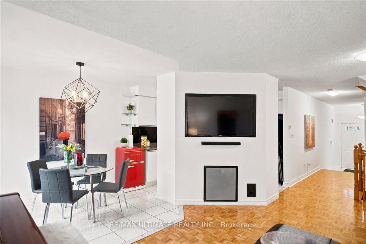 Photo 7 of 50 Sam Frustaglio Drive, North York, Weston — HOMEH