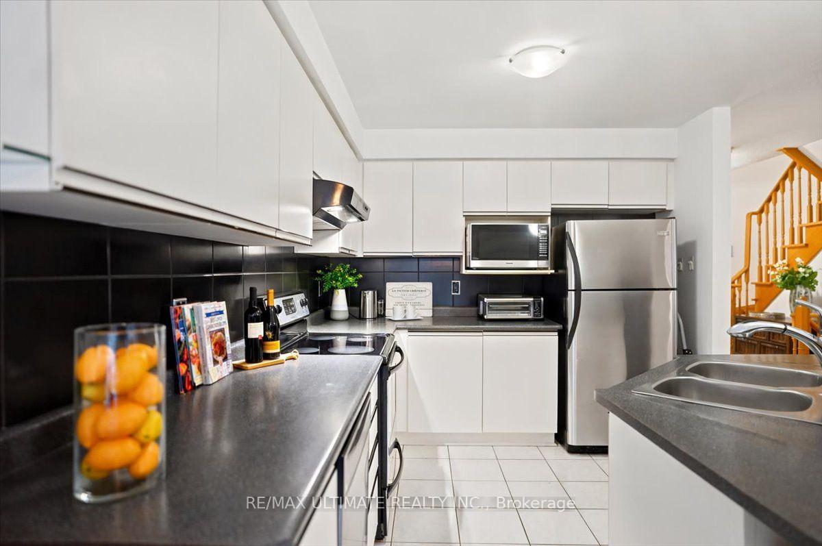Photo 8 of 50 Sam Frustaglio Drive, North York, Weston — HOMEH