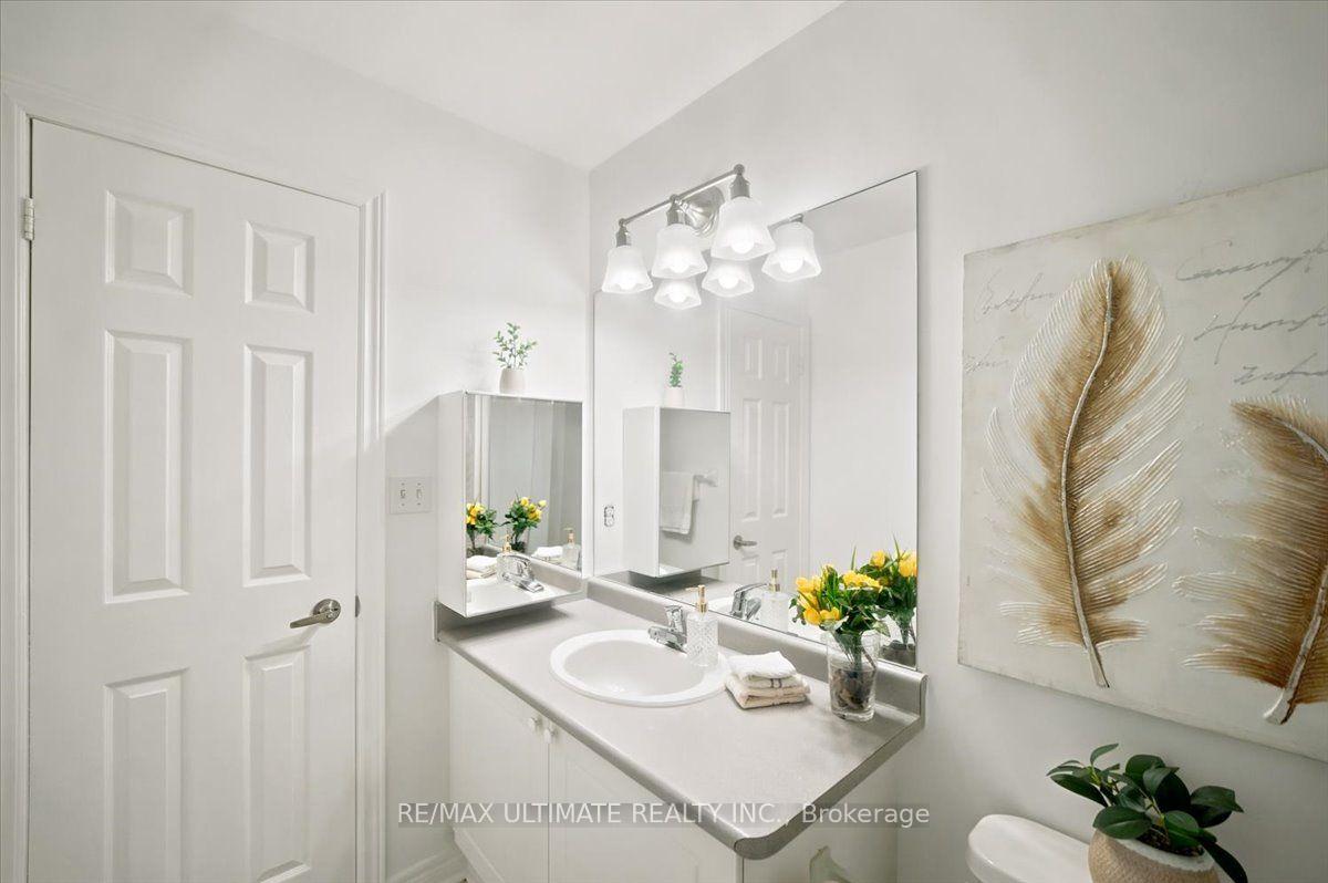 Photo 19 of 50 Sam Frustaglio Drive, North York, Weston — HOMEH