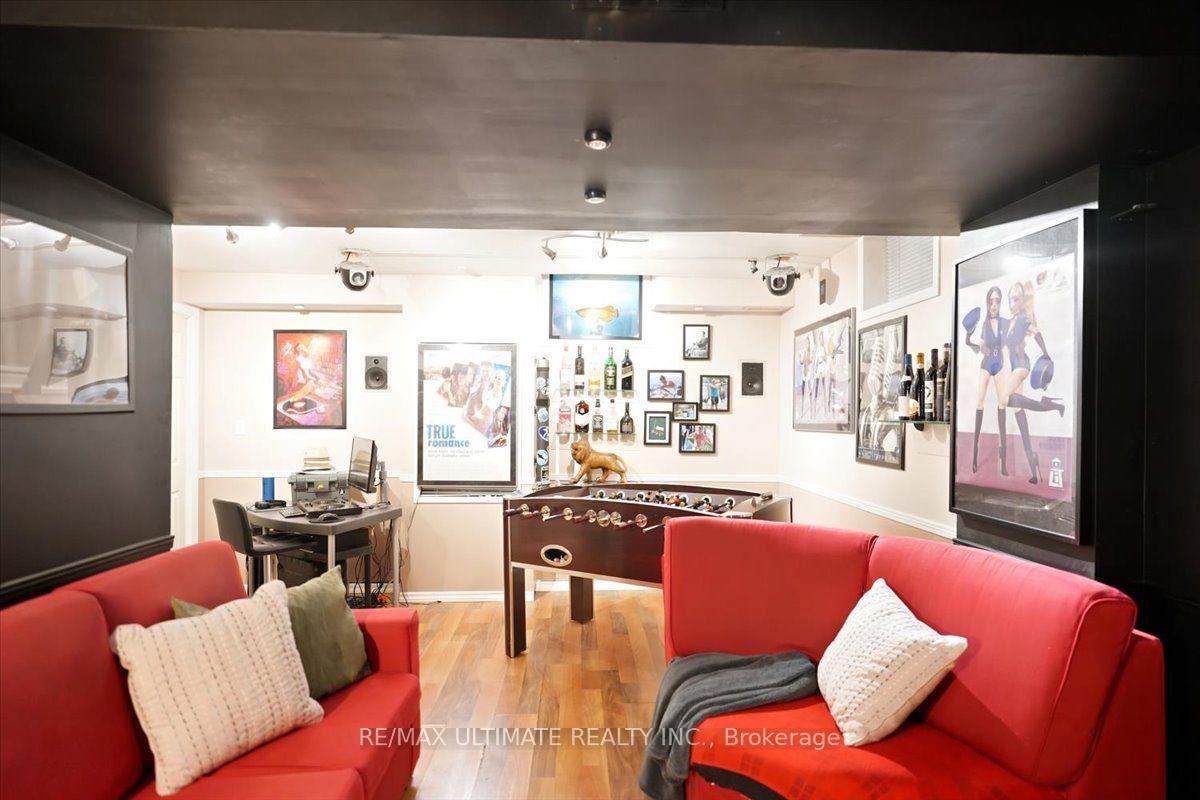 Photo 26 of 50 Sam Frustaglio Drive, North York, Weston — HOMEH