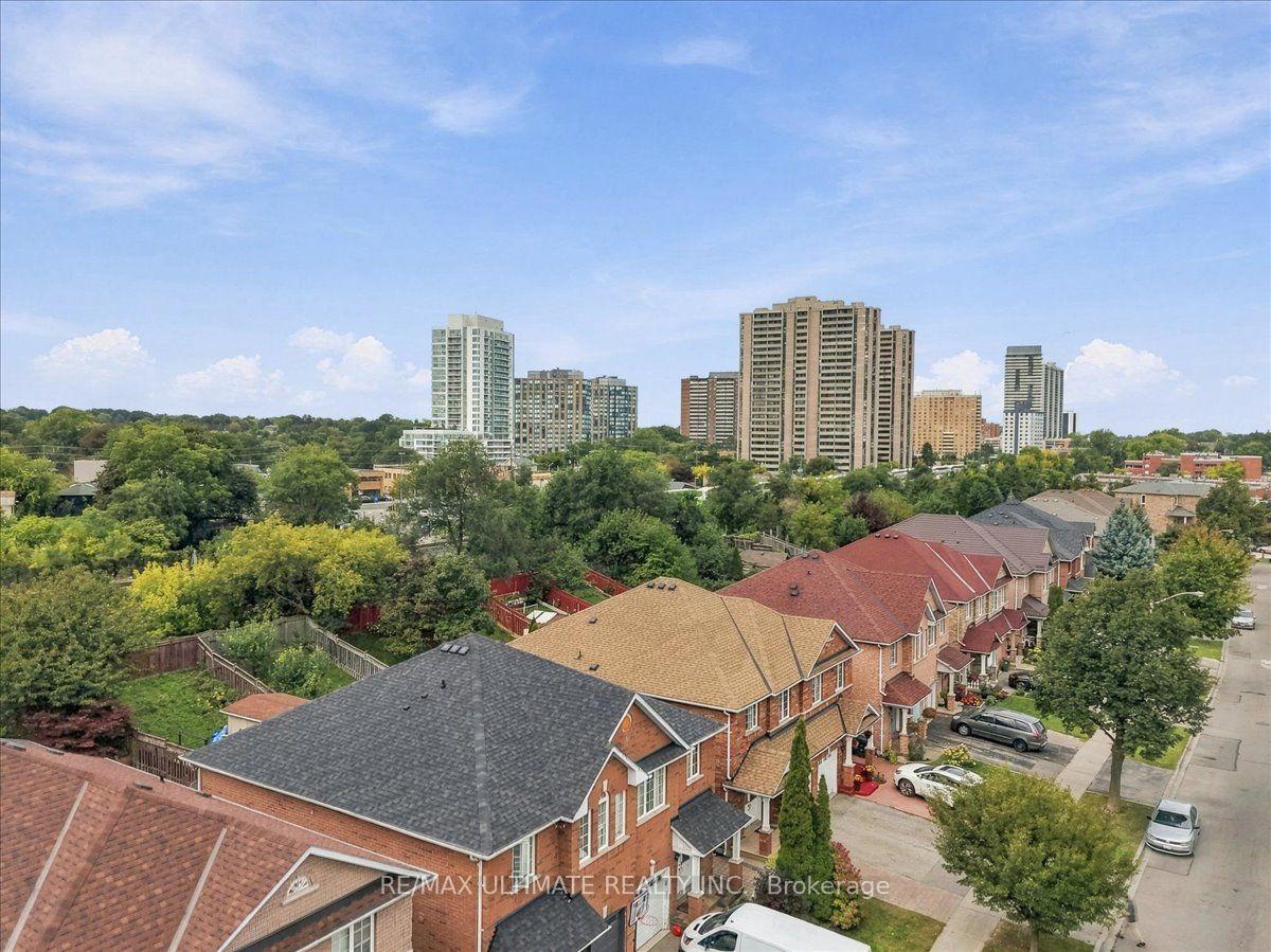 Photo 34 of 50 Sam Frustaglio Drive, North York, Weston — HOMEH