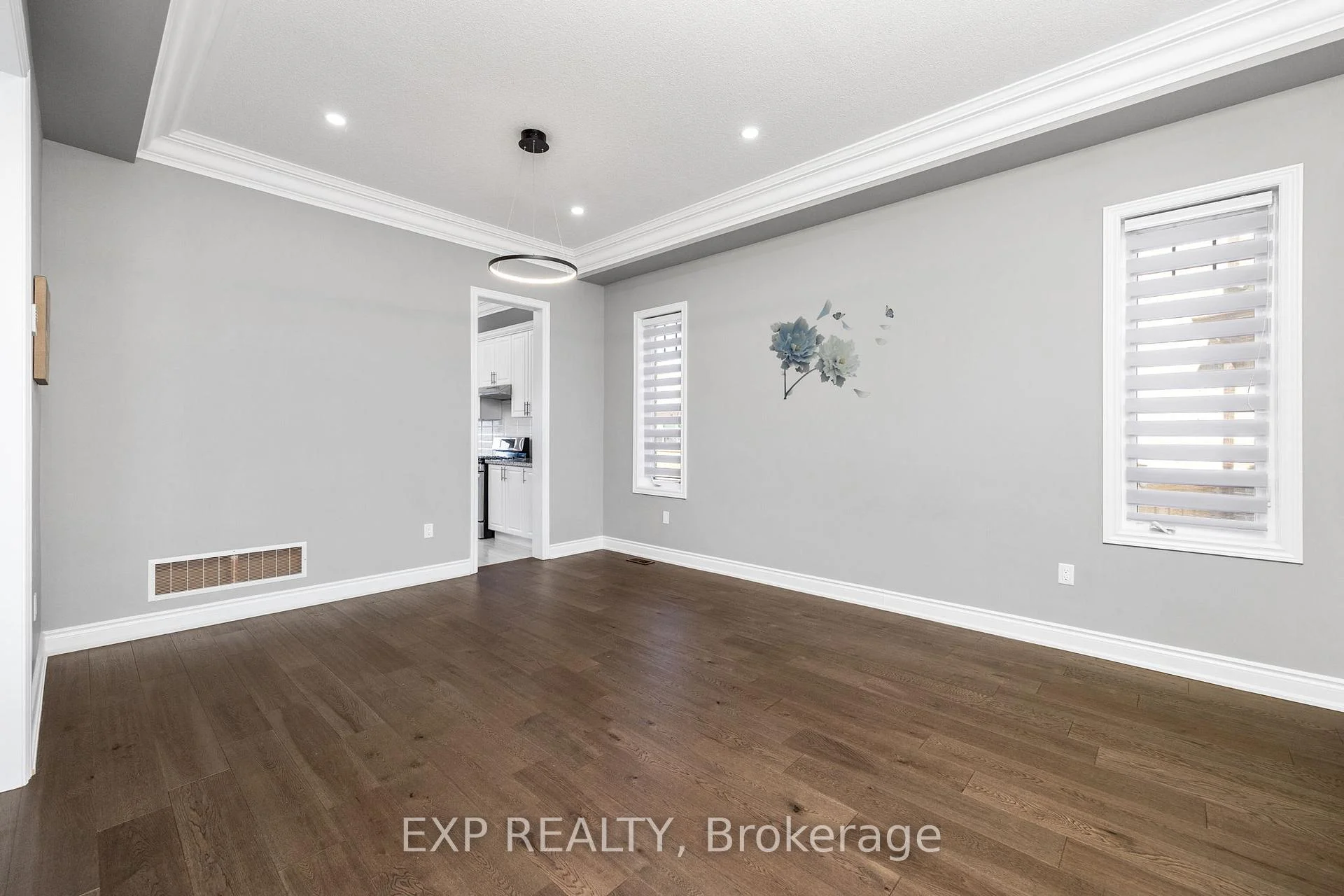 Photo 7 of 1807 Emberton Way, Innisfil, Rural Innisfil — HOMEH