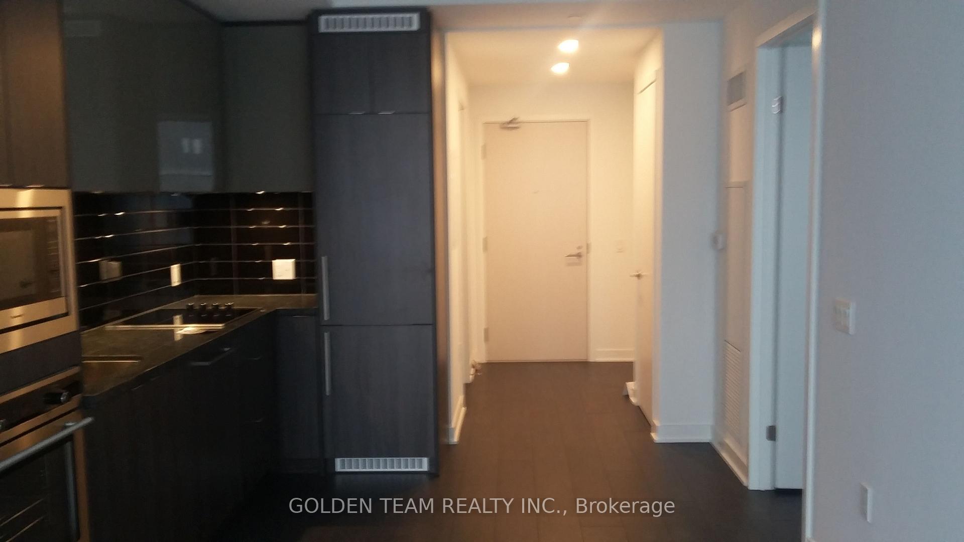 Photo 2 of Unit 507, 115 Blue Jays Way, Toronto, Waterfront Communities — HOMEH