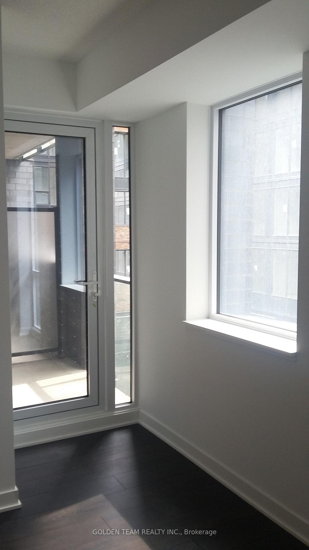 Photo 5 of Unit 507, 115 Blue Jays Way, Toronto, Waterfront Communities — HOMEH