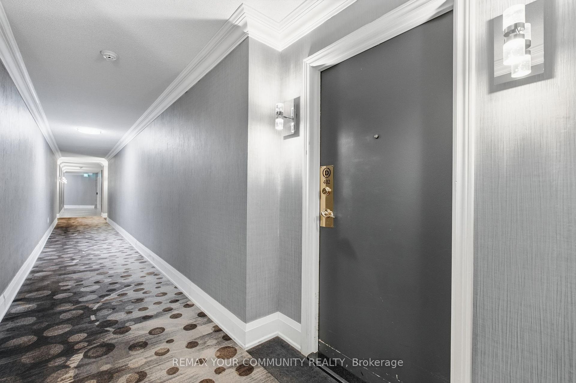 Photo 4 of Unit 402, 20 Harding Boulevard, Richmond Hill, North Richvale — HOMEH