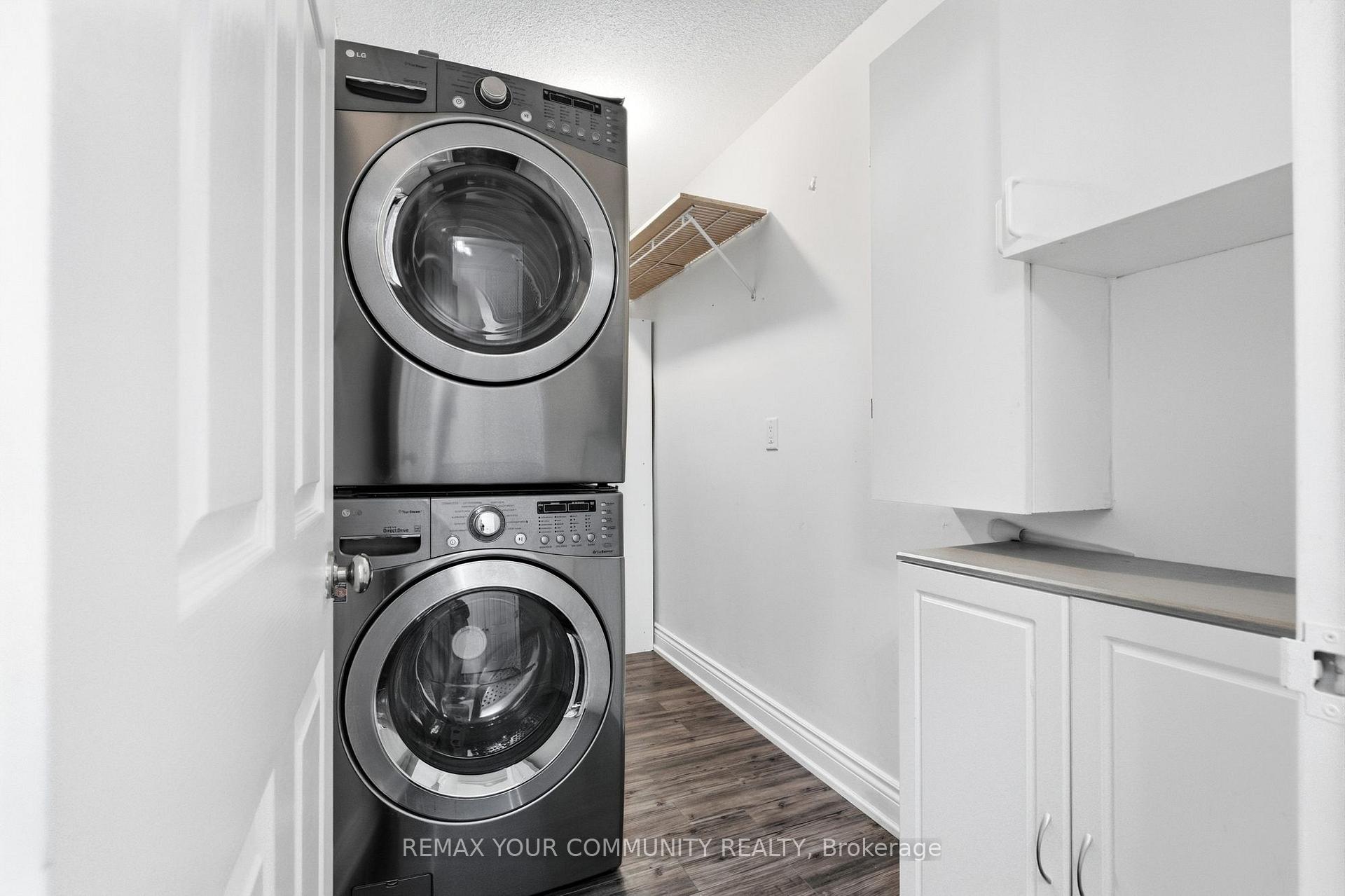 Photo 7 of Unit 402, 20 Harding Boulevard, Richmond Hill, North Richvale — HOMEH