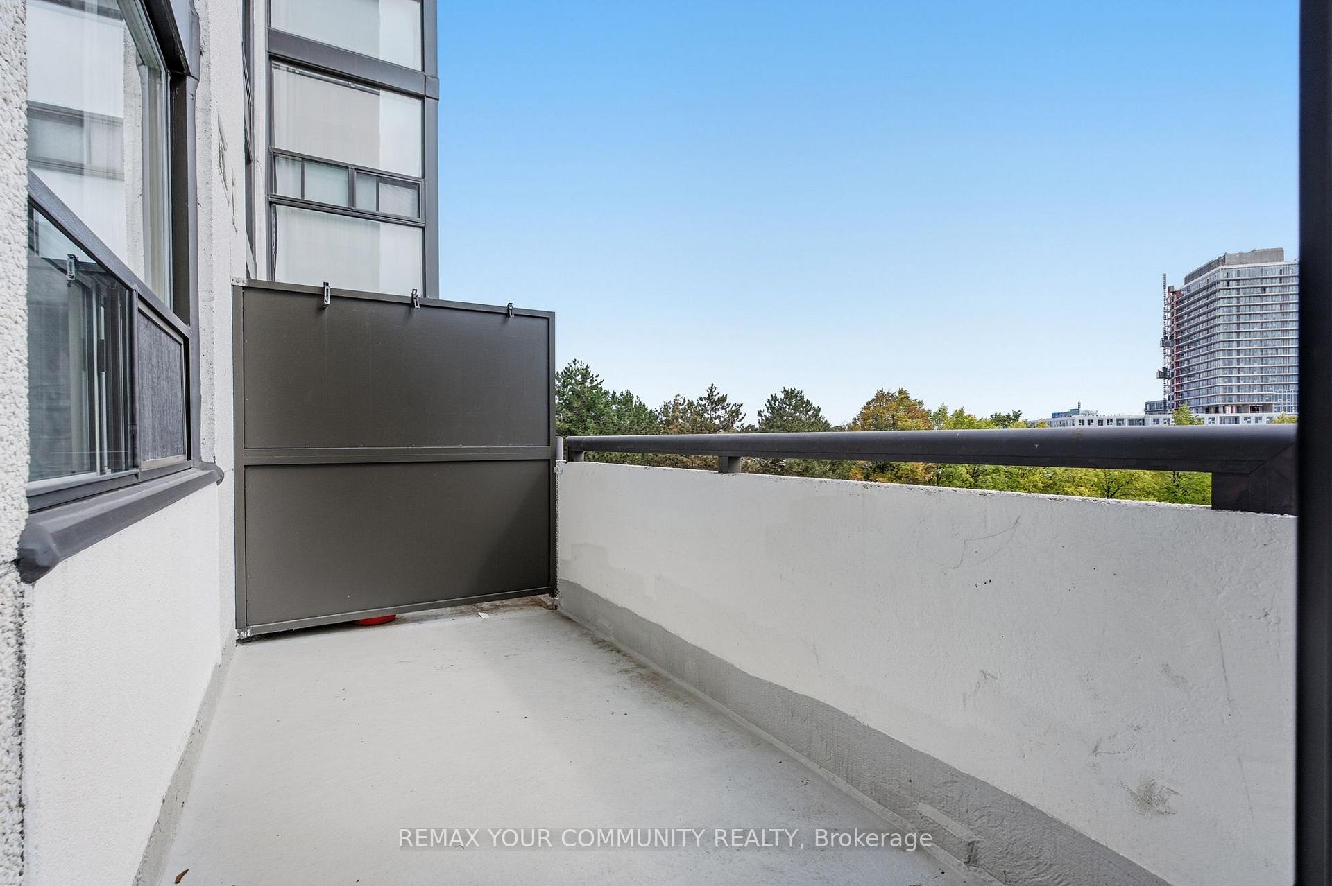 Photo 32 of Unit 402, 20 Harding Boulevard, Richmond Hill, North Richvale — HOMEH