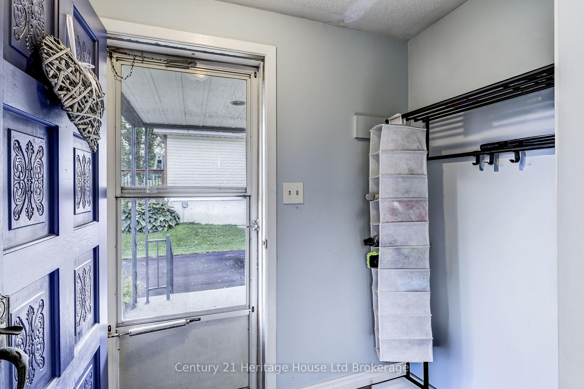 Photo 4 of 124 Innes Street, Ingersoll, Ingersoll - North — HOMEH