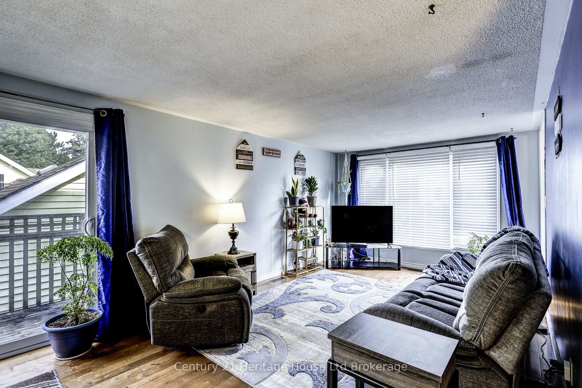 Photo 8 of 124 Innes Street, Ingersoll, Ingersoll - North — HOMEH