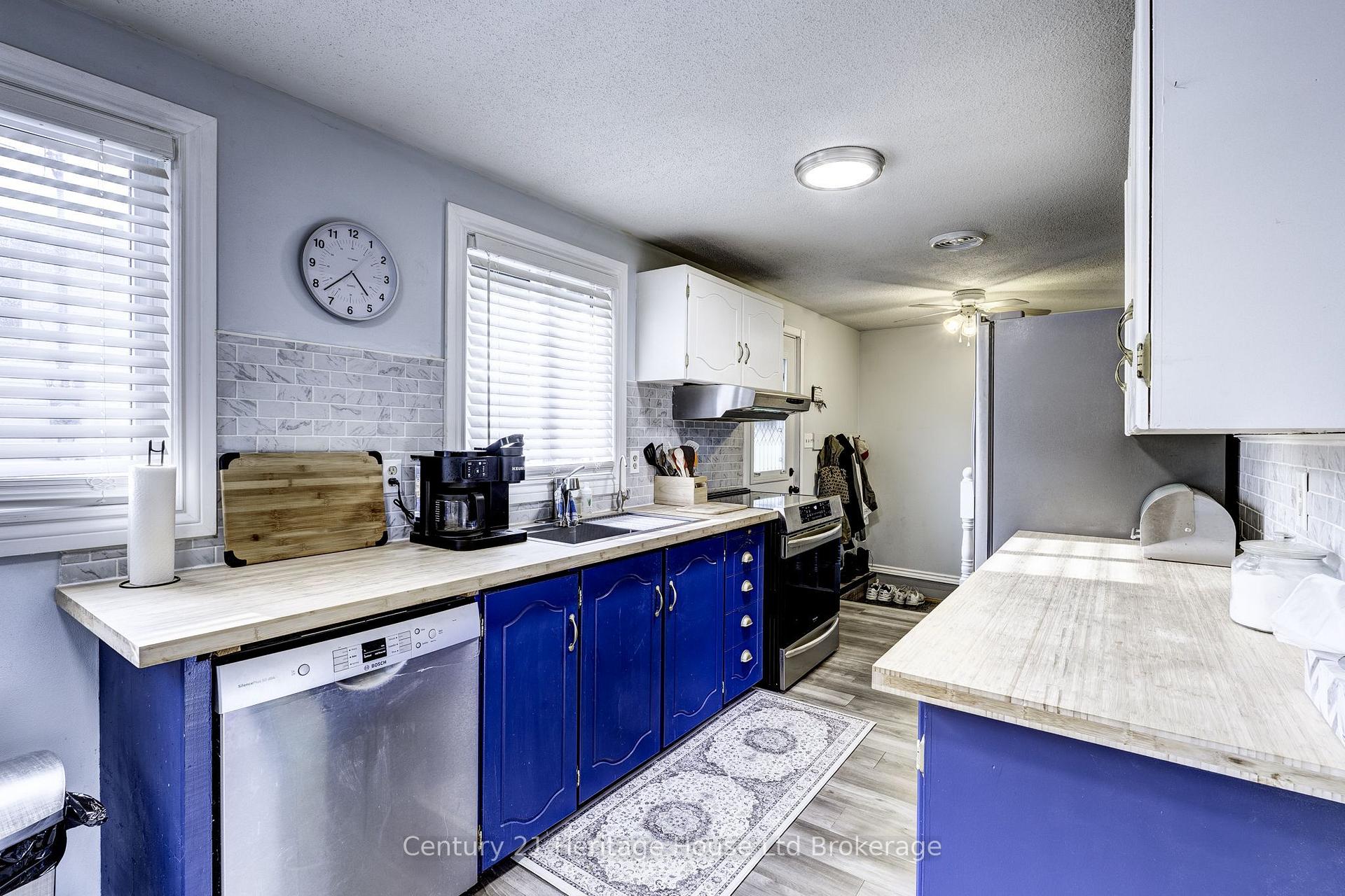 Photo 14 of 124 Innes Street, Ingersoll, Ingersoll - North — HOMEH
