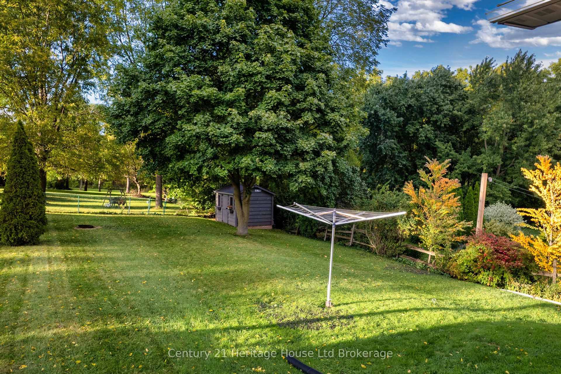 Photo 32 of 124 Innes Street, Ingersoll, Ingersoll - North — HOMEH