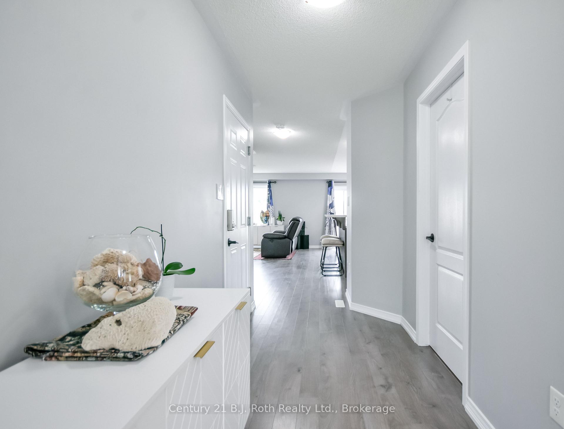 Photo 4 of 208 Diana Drive, Orillia — HOMEH