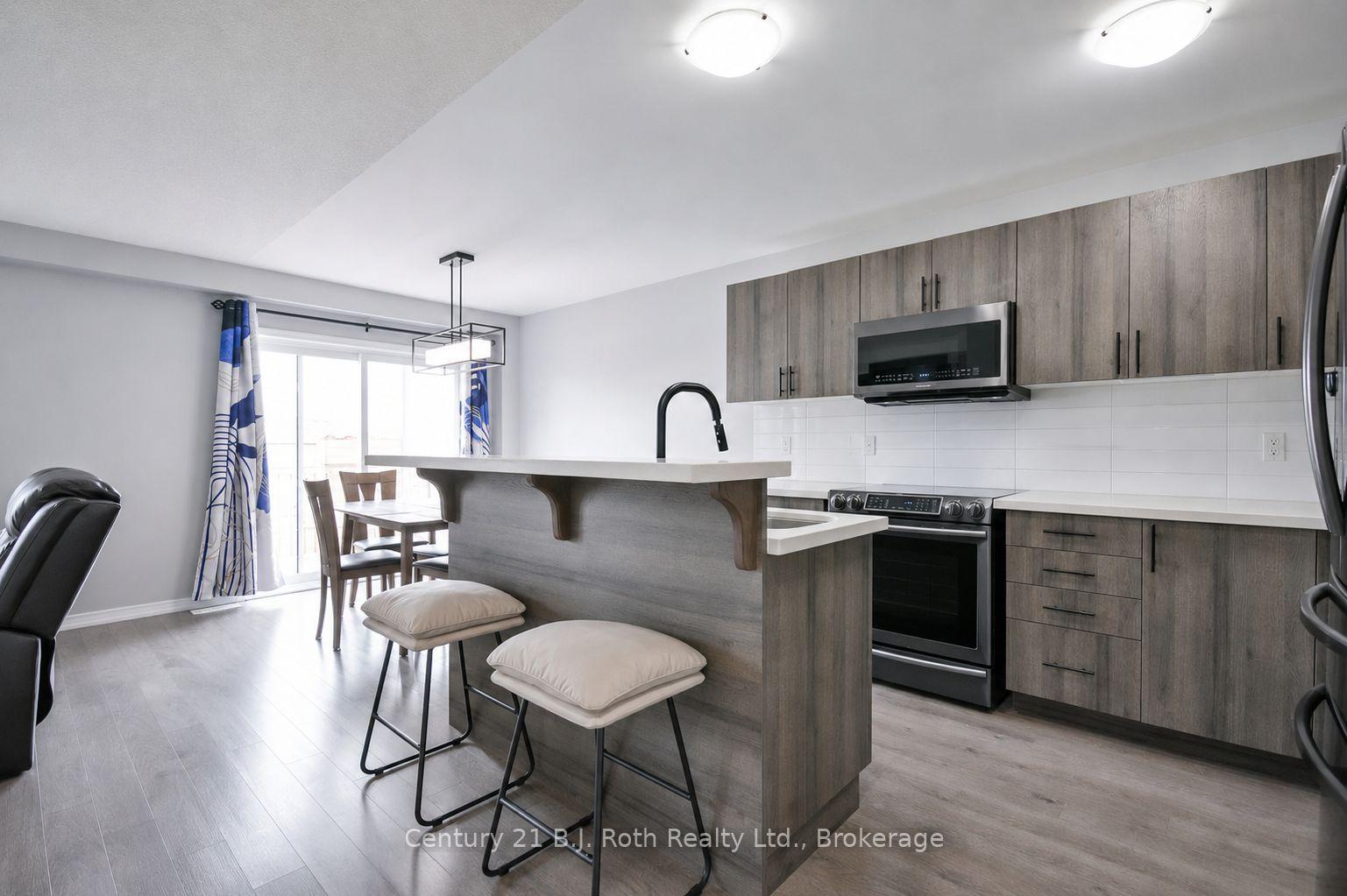 Photo 6 of 208 Diana Drive, Orillia — HOMEH