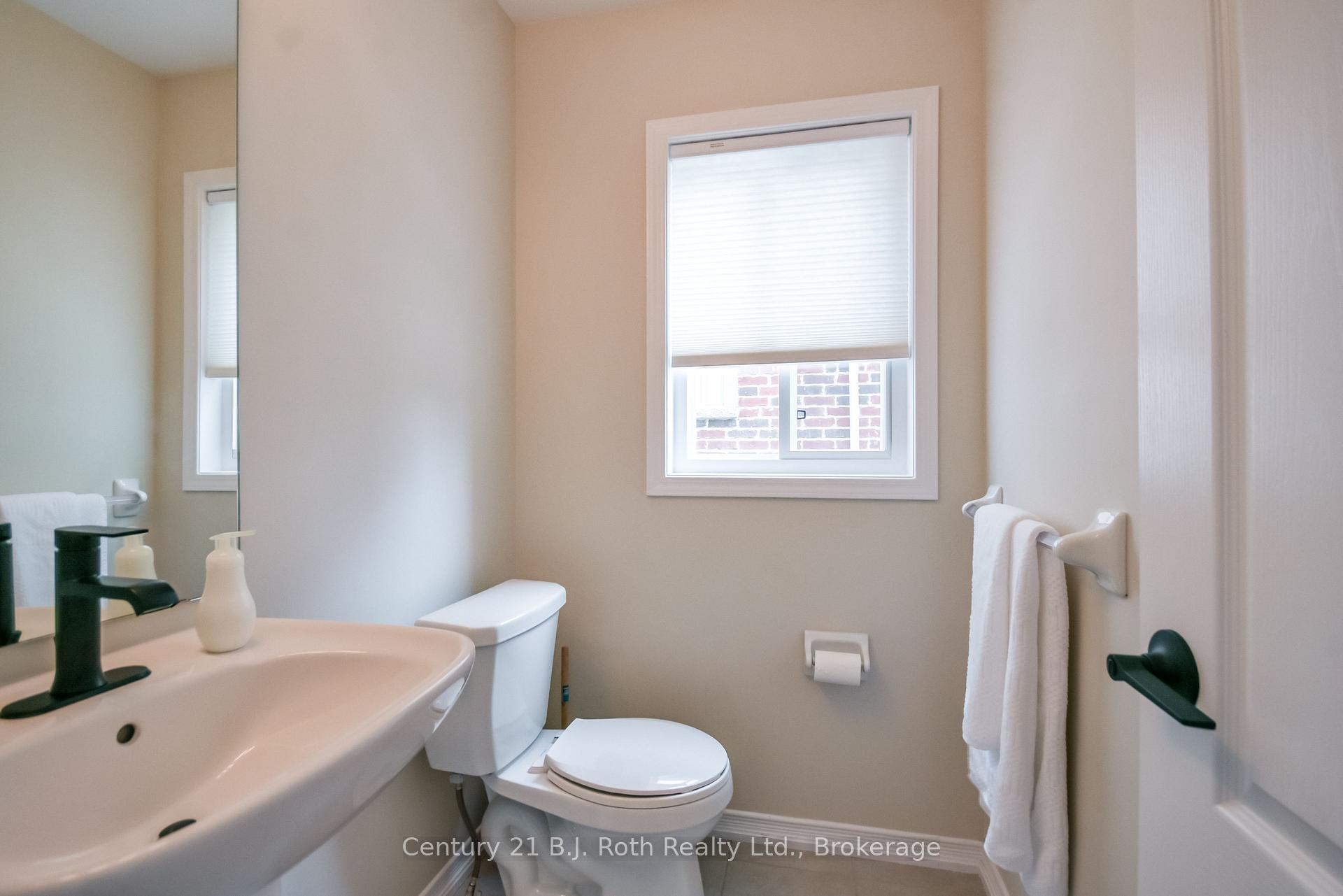 Photo 9 of 208 Diana Drive, Orillia — HOMEH