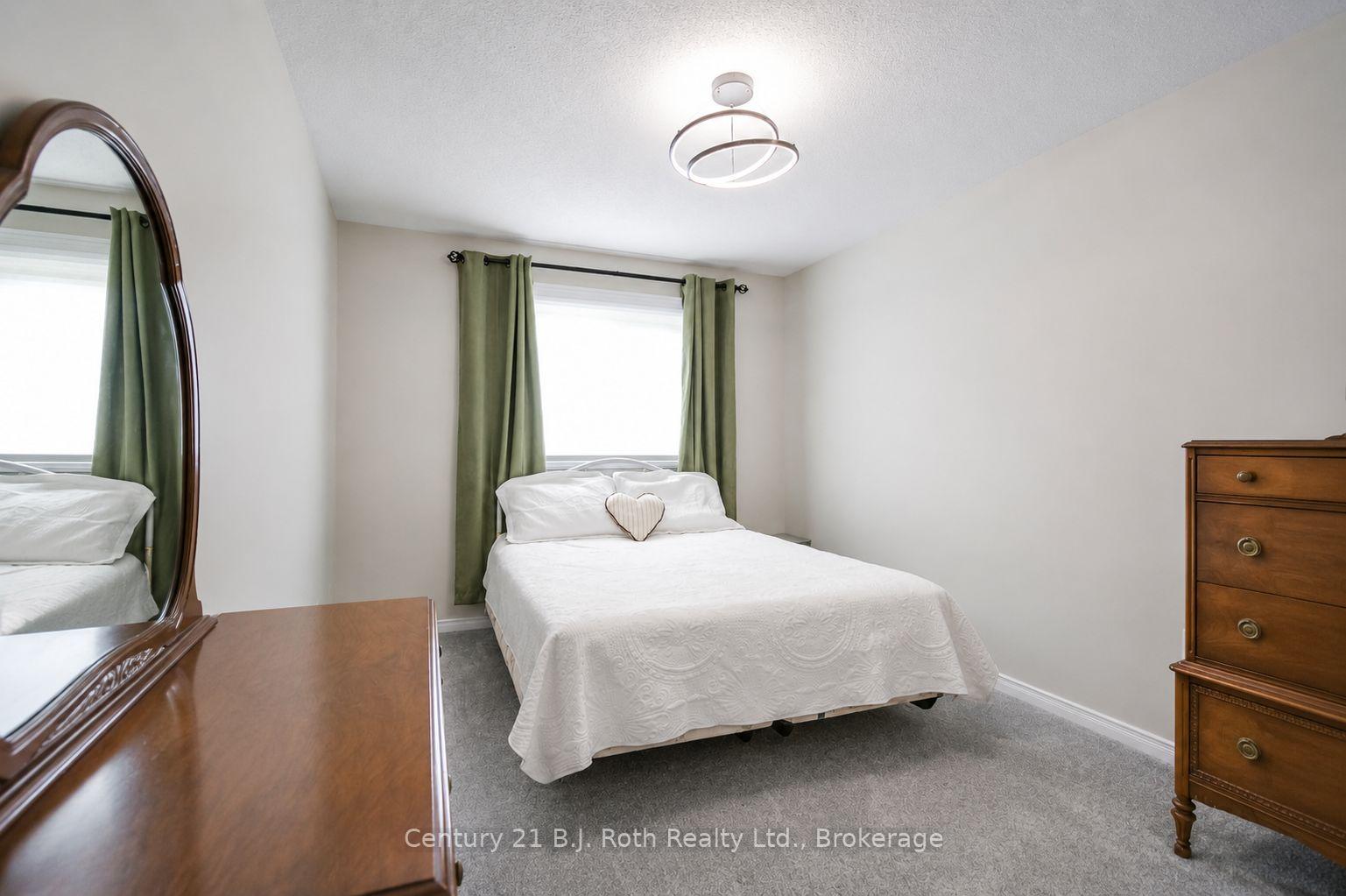 Photo 12 of 208 Diana Drive, Orillia — HOMEH