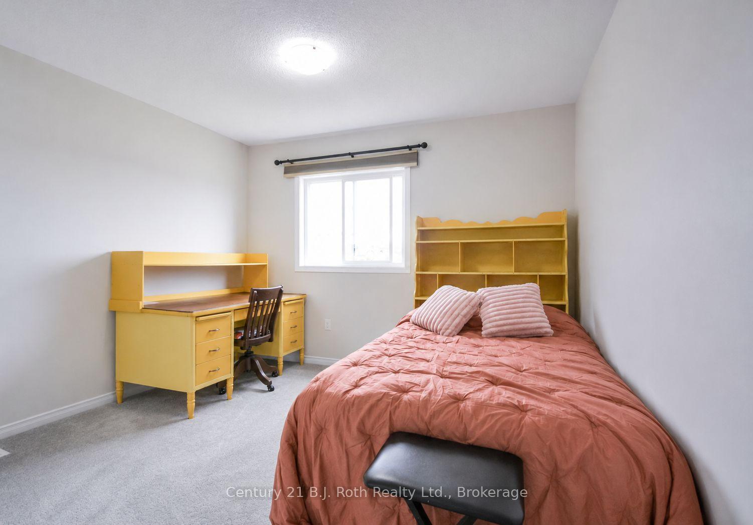 Photo 13 of 208 Diana Drive, Orillia — HOMEH