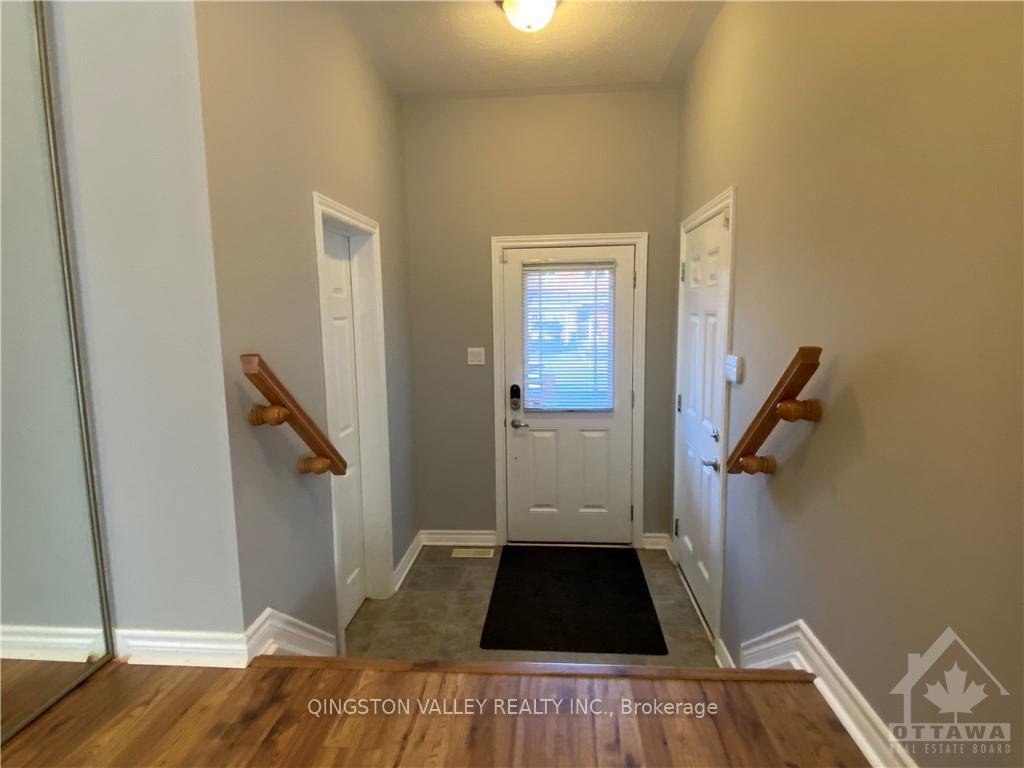 Photo 2 of 418 Galatina Way, Ottawa, Kanata - Morgan's Grant/South March — HOMEH