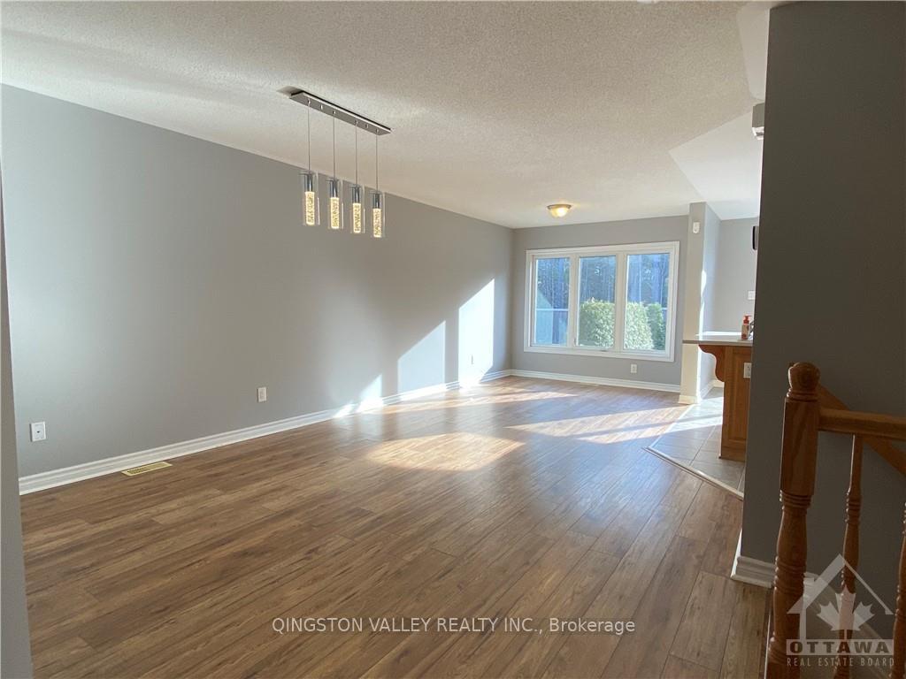 Photo 4 of 418 Galatina Way, Ottawa, Kanata - Morgan's Grant/South March — HOMEH