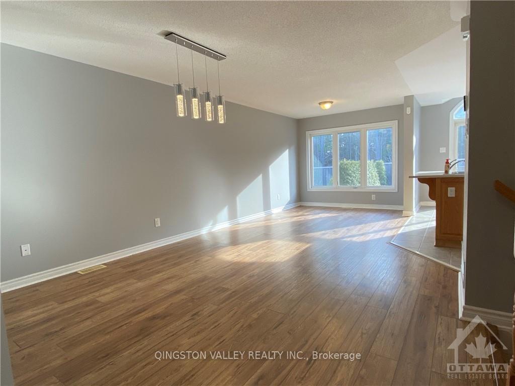 Photo 6 of 418 Galatina Way, Ottawa, Kanata - Morgan's Grant/South March — HOMEH