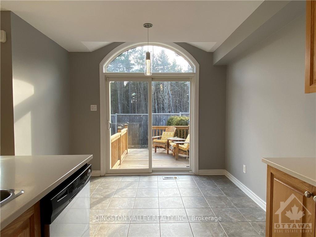 Photo 11 of 418 Galatina Way, Ottawa, Kanata - Morgan's Grant/South March — HOMEH