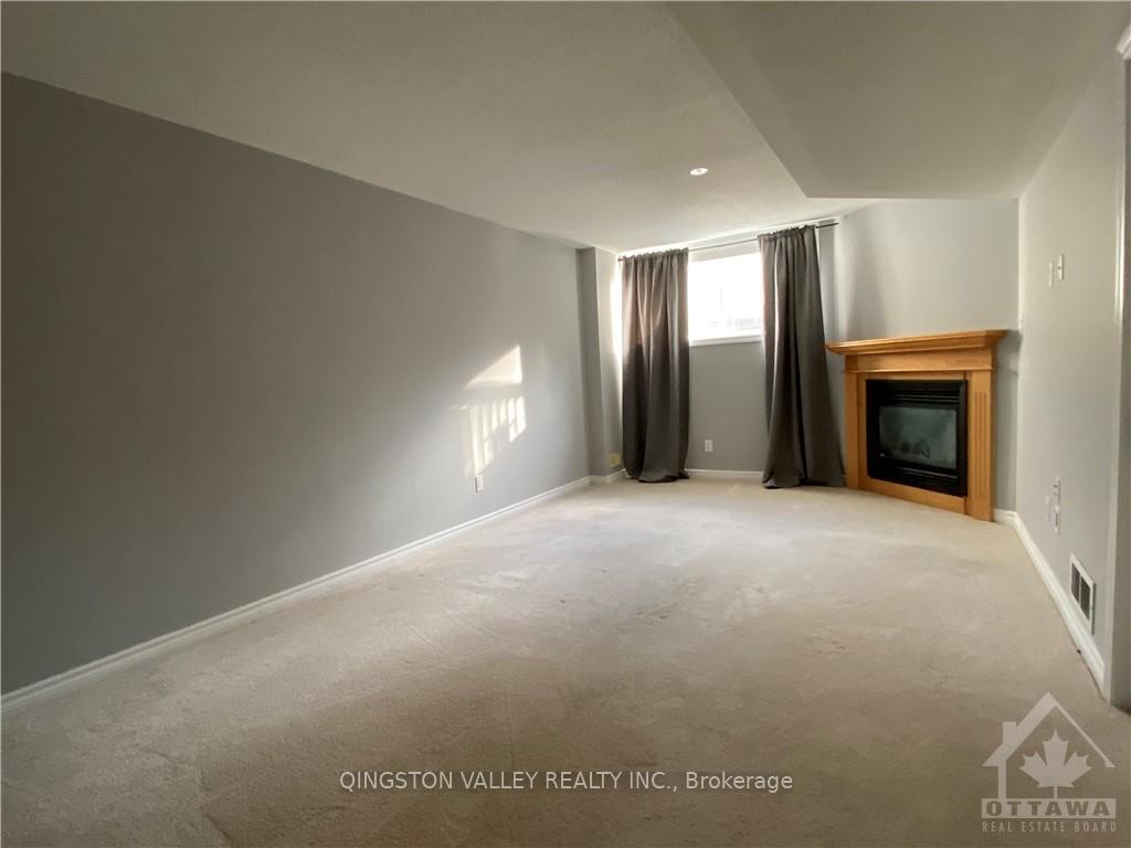 Photo 21 of 418 Galatina Way, Ottawa, Kanata - Morgan's Grant/South March — HOMEH