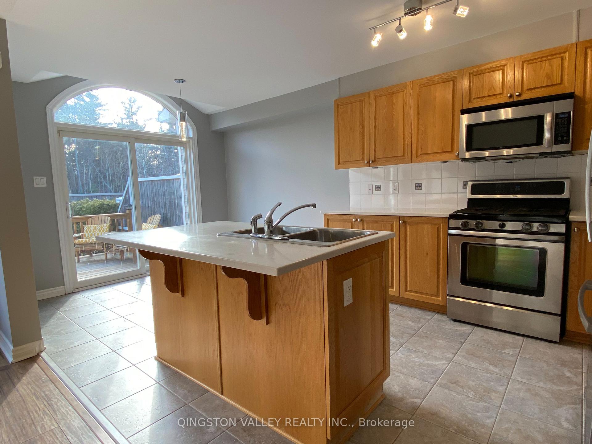 Photo 33 of 418 Galatina Way, Ottawa, Kanata - Morgan's Grant/South March — HOMEH