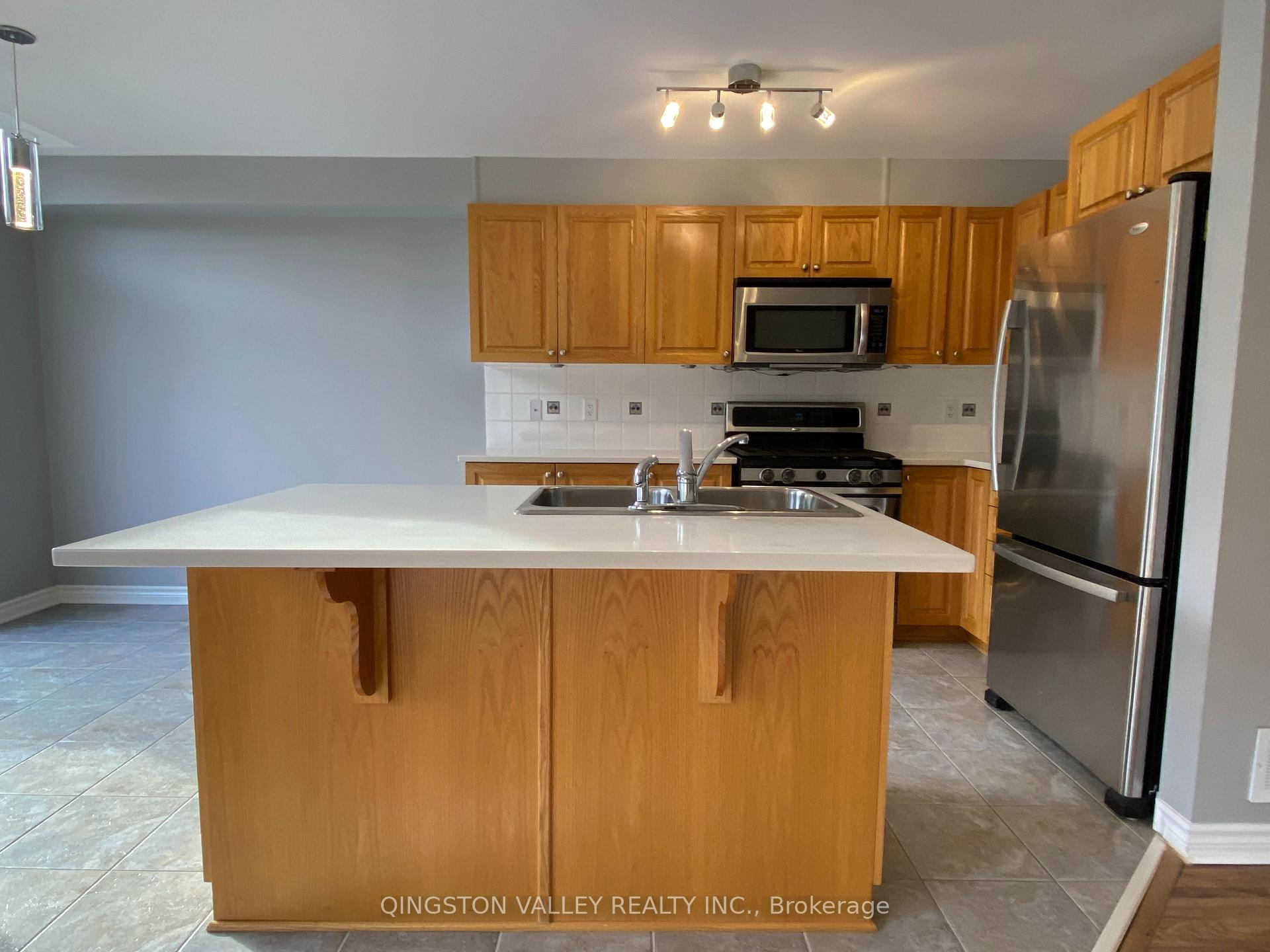 Photo 34 of 418 Galatina Way, Ottawa, Kanata - Morgan's Grant/South March — HOMEH