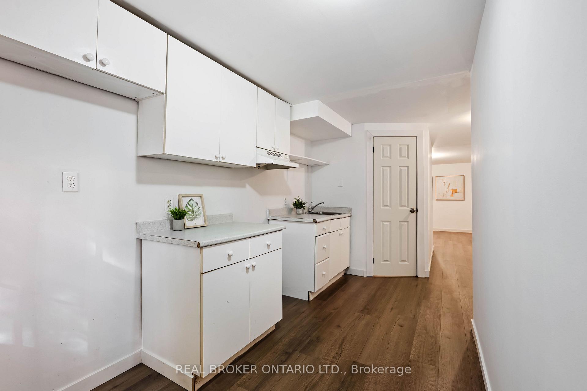 Photo 39 of 28 Hillside Drive, Orangeville — HOMEH
