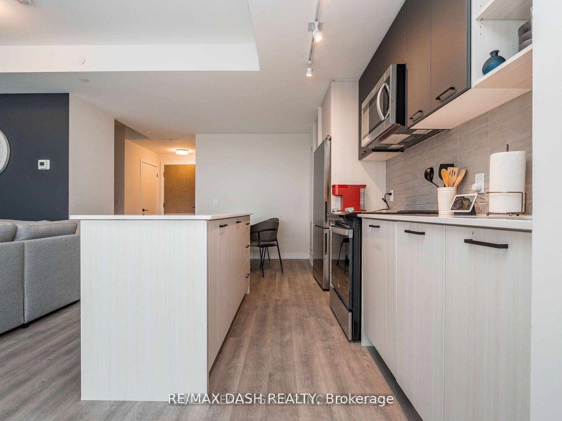 Photo 17 of Unit 723, 2300 St. Clair Avenue W, Toronto, Junction Area — HOMEH