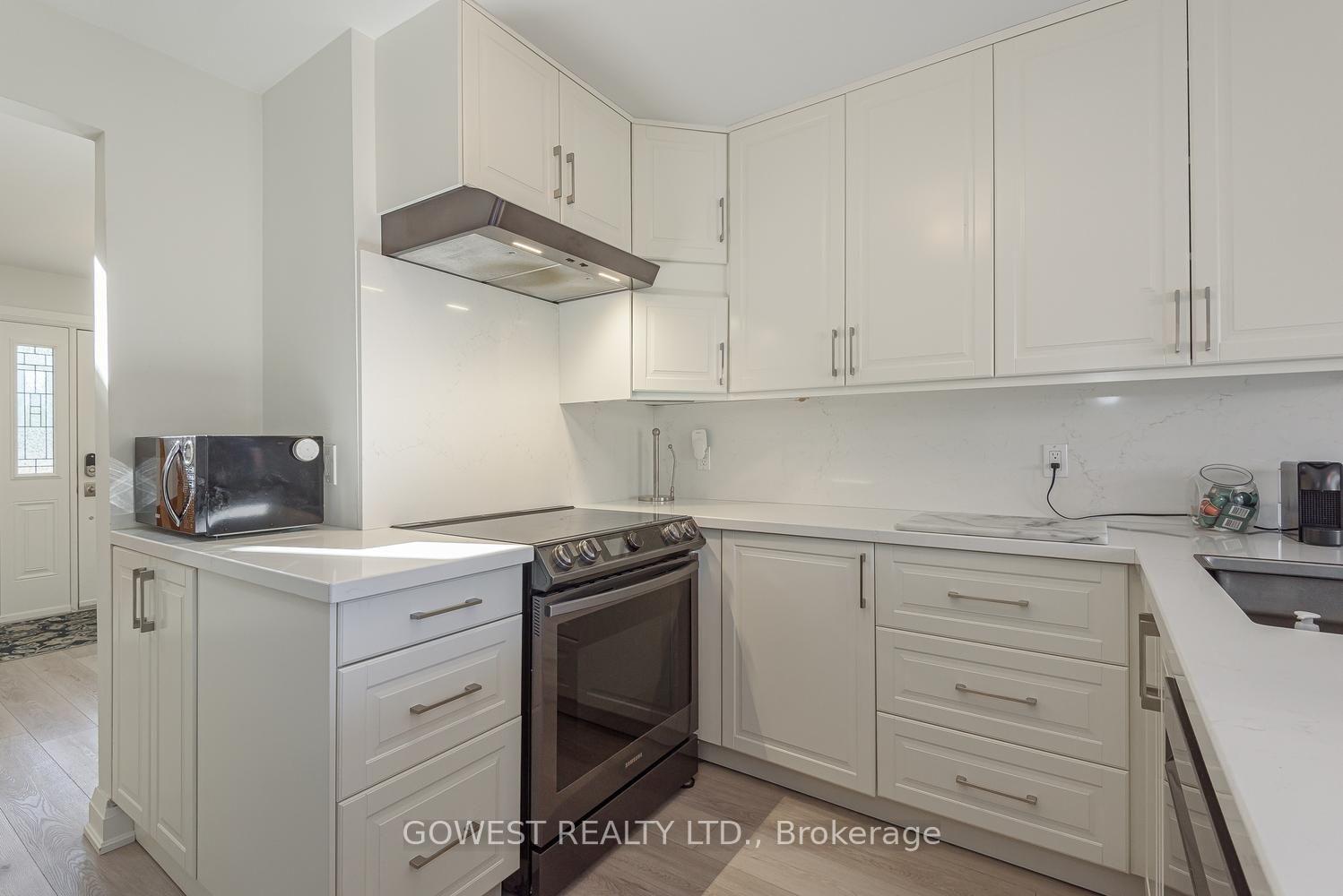 Photo 16 of 127 Valera Drive, Hamilton, Stoney Creek — HOMEH