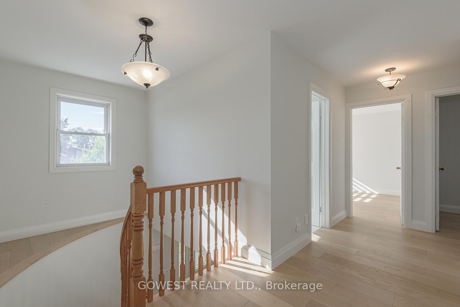 Photo 23 of 127 Valera Drive, Hamilton, Stoney Creek — HOMEH
