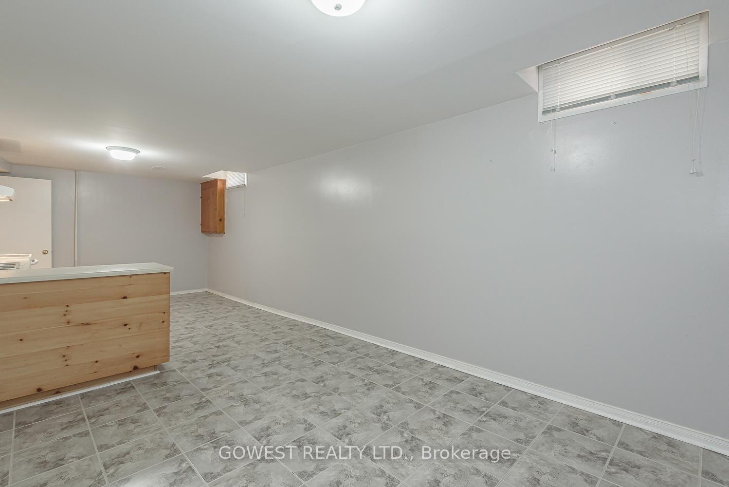 Photo 44 of 127 Valera Drive, Hamilton, Stoney Creek — HOMEH