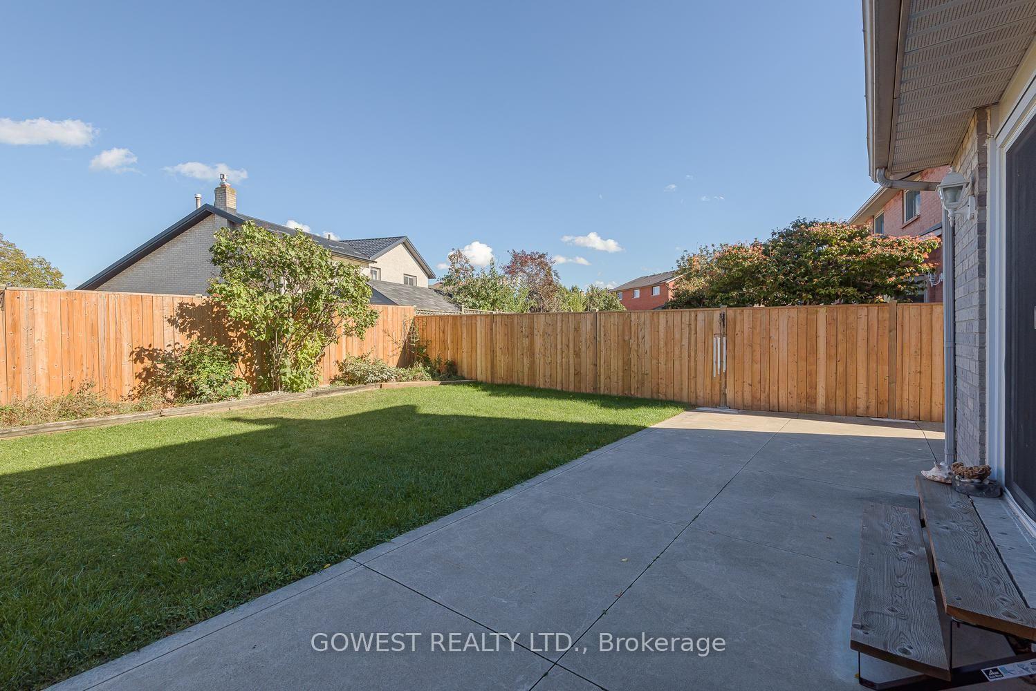 Photo 49 of 127 Valera Drive, Hamilton, Stoney Creek — HOMEH