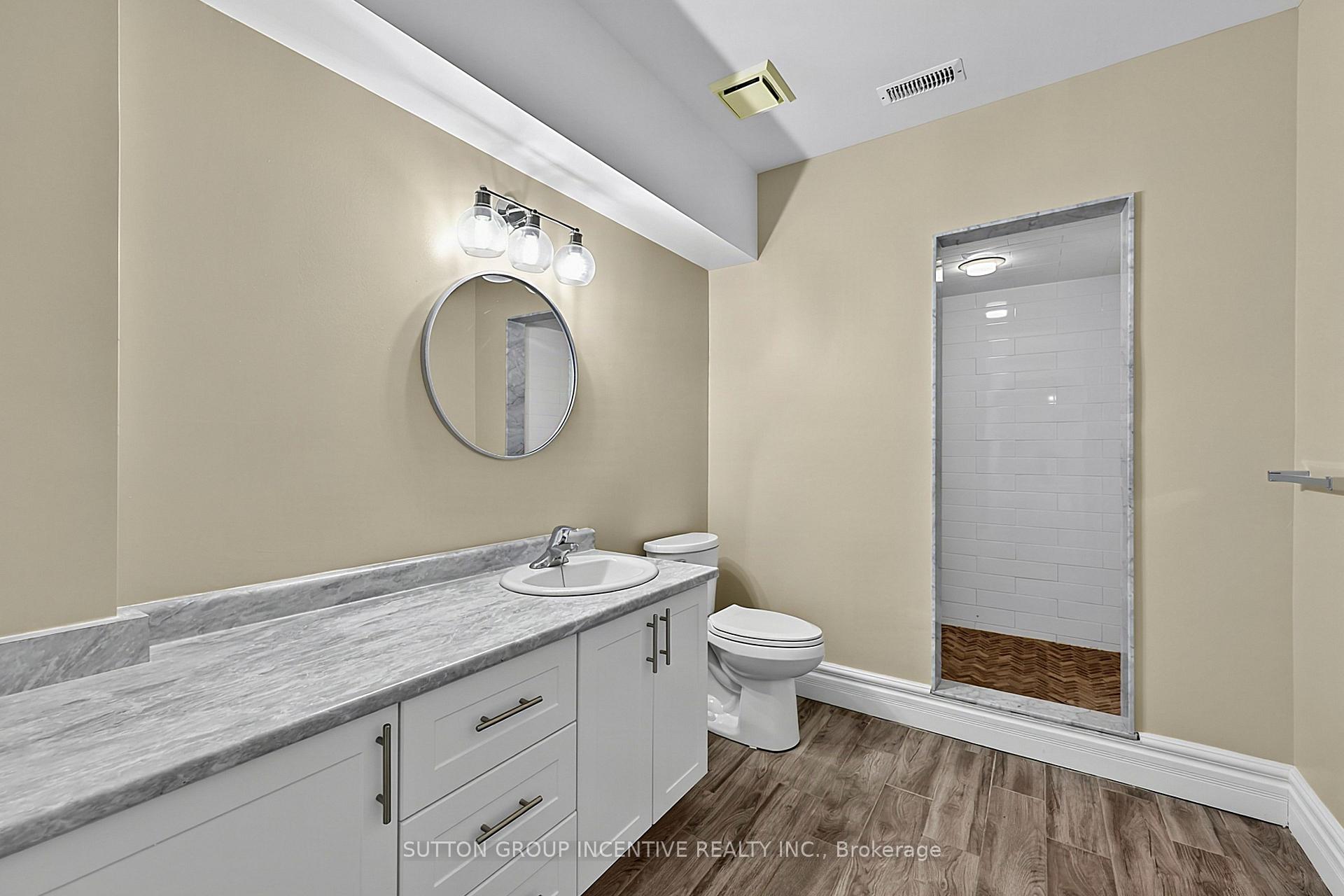 Photo 44 of 25 Bovair Trail, Aurora, Bayview Southeast — HOMEH