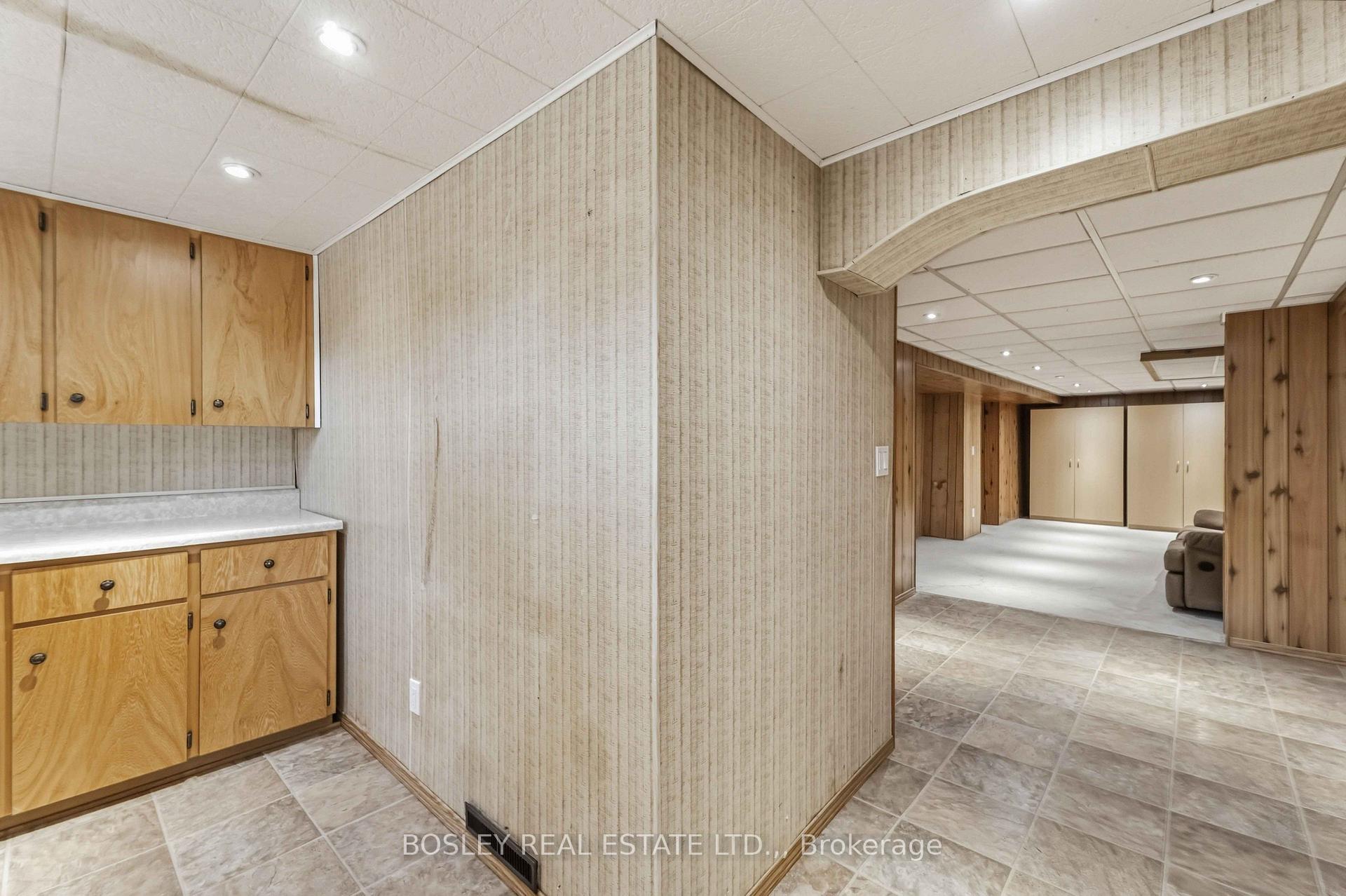 Photo 23 of 3 Brian Avenue, St. Catharines, Glendale/Glenridge — HOMEH