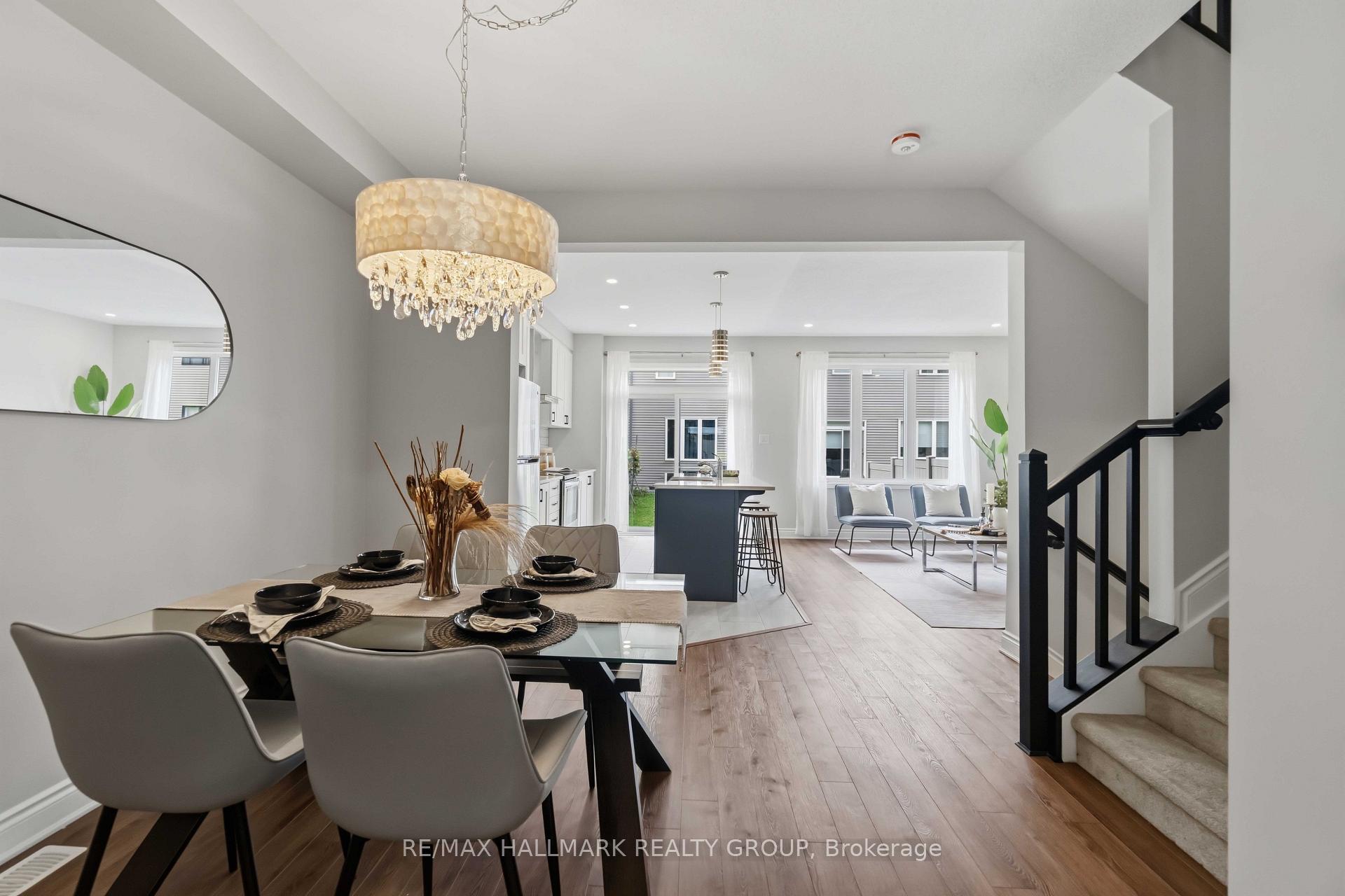 Photo 5 of 522 Culdaff Road, Ottawa, Stittsville (North) — HOMEH